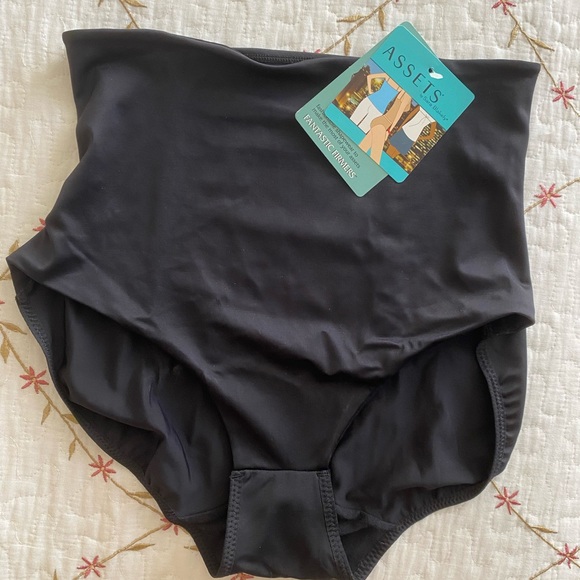 🌸Shapewear - Assets - Picture 3 of 3